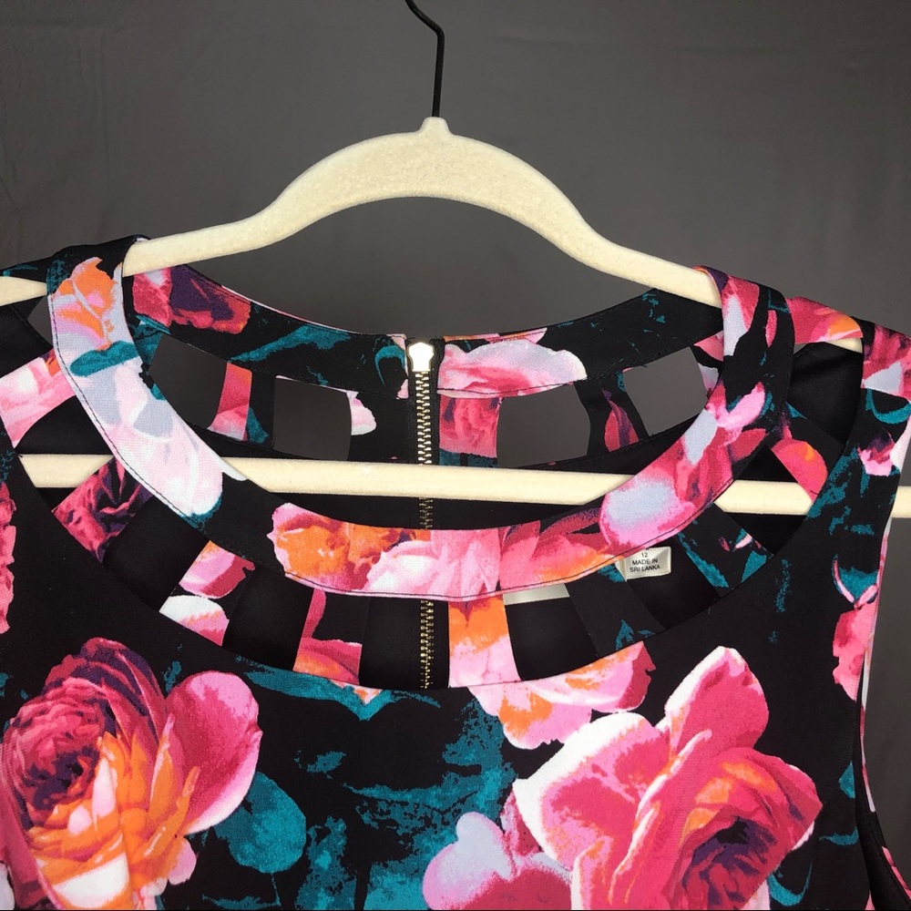 🎉 Host Pick 11/13 🎉 Eliza J summer color floral dress - Size 12 - Picture 2 of 5